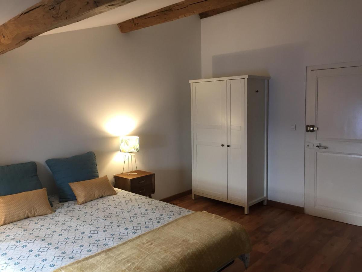 Bed and Breakfast De Charme Et D'Eau Saint-Savinien Esterno foto