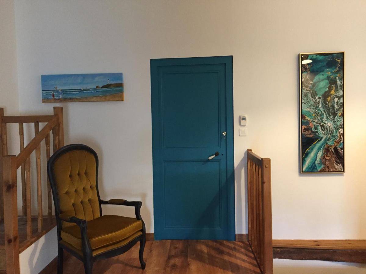 Bed and Breakfast De Charme Et D'Eau Saint-Savinien Esterno foto